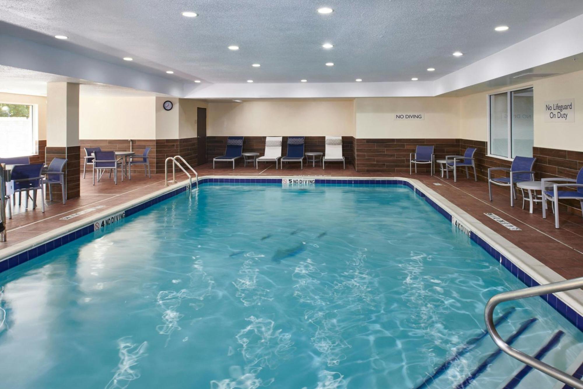 Fairfield Inn & Suites Detroit Livonia Esterno foto
