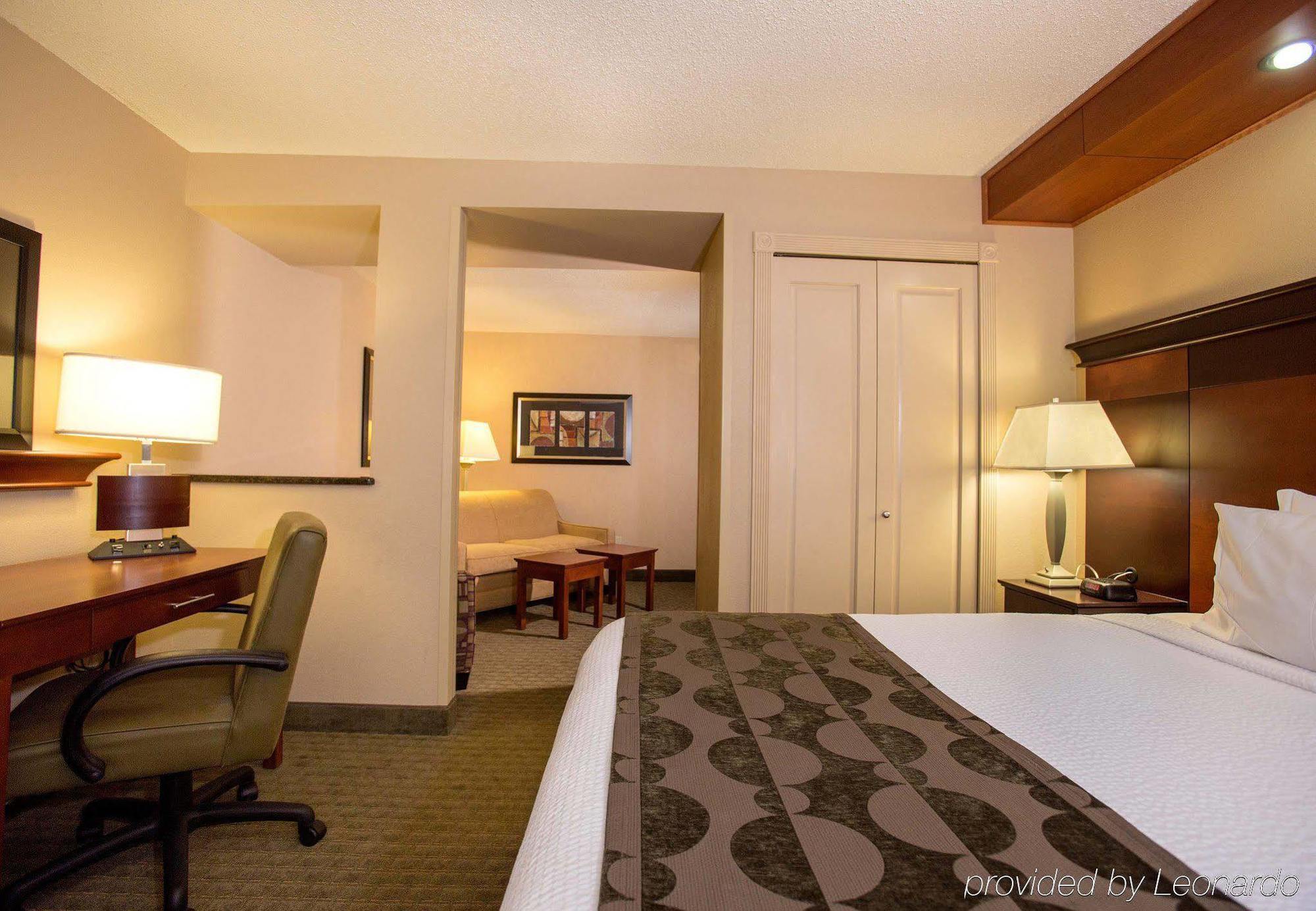 Fairfield Inn & Suites Detroit Livonia Esterno foto